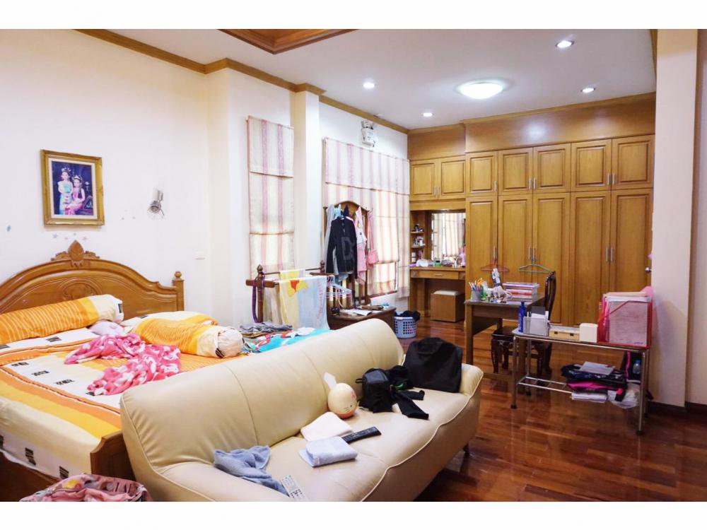 ขายบ้าน 